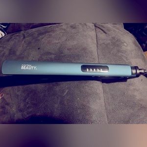 NEW-Cortex Beauty(green) Professional High Heat(450) Flat Iron
